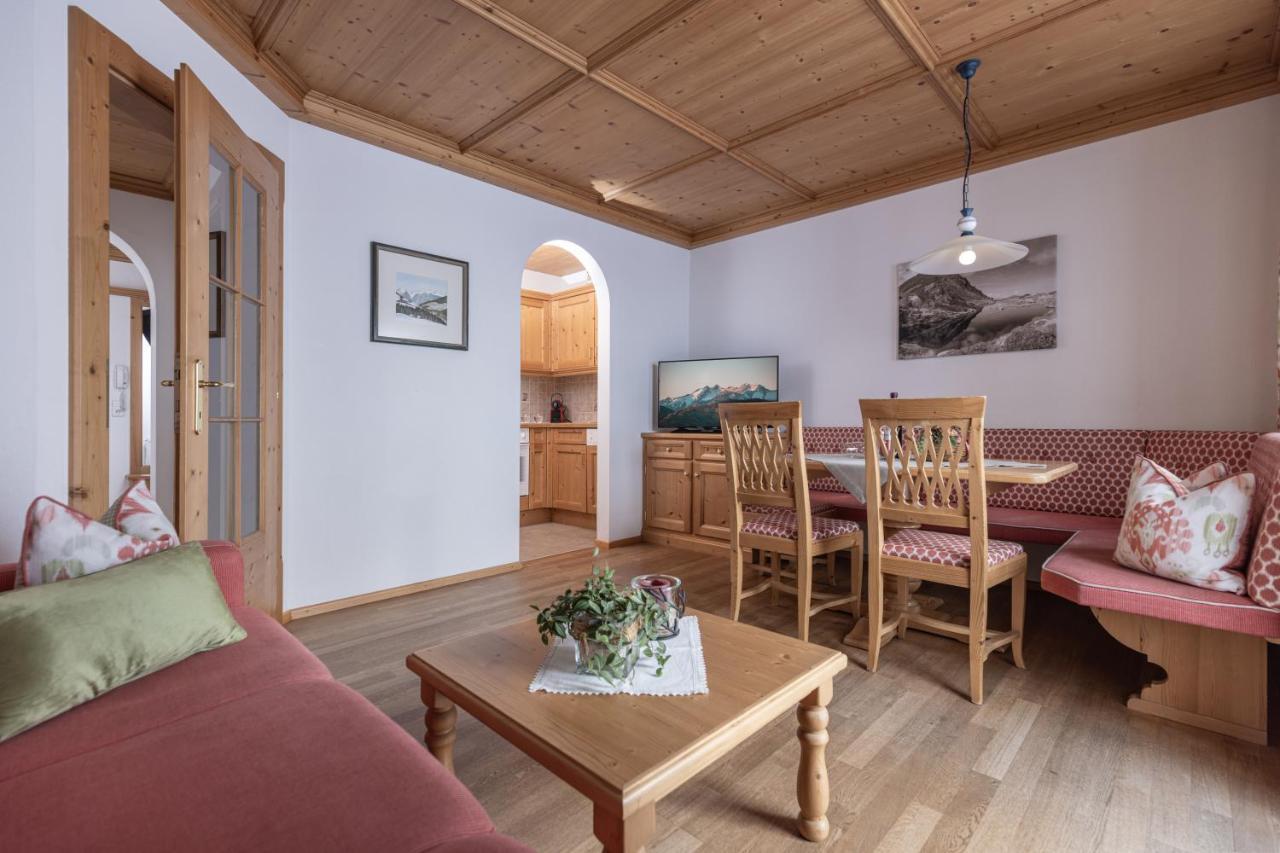 Wellnessappartements Margit อัลพ์บาค ภายนอก รูปภาพ